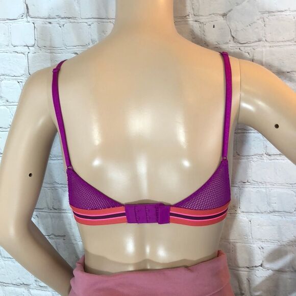 Victoria's Secret Very Sexy Purple Lace Bralette XS New With Tags NWT 2016 - Picture 6 of 13